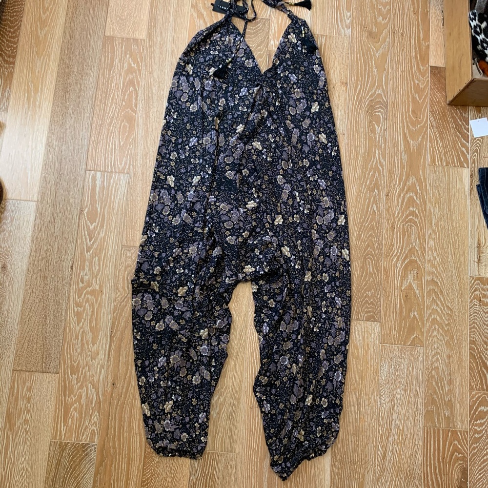 NWT Adult black halter jumper